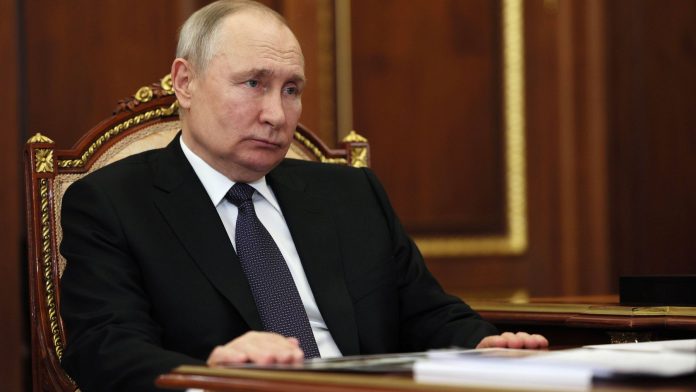 Kremlin confirms meeting between Putin and Prigozhin
