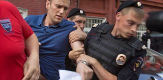 What happened the evening before Navalny's death?
