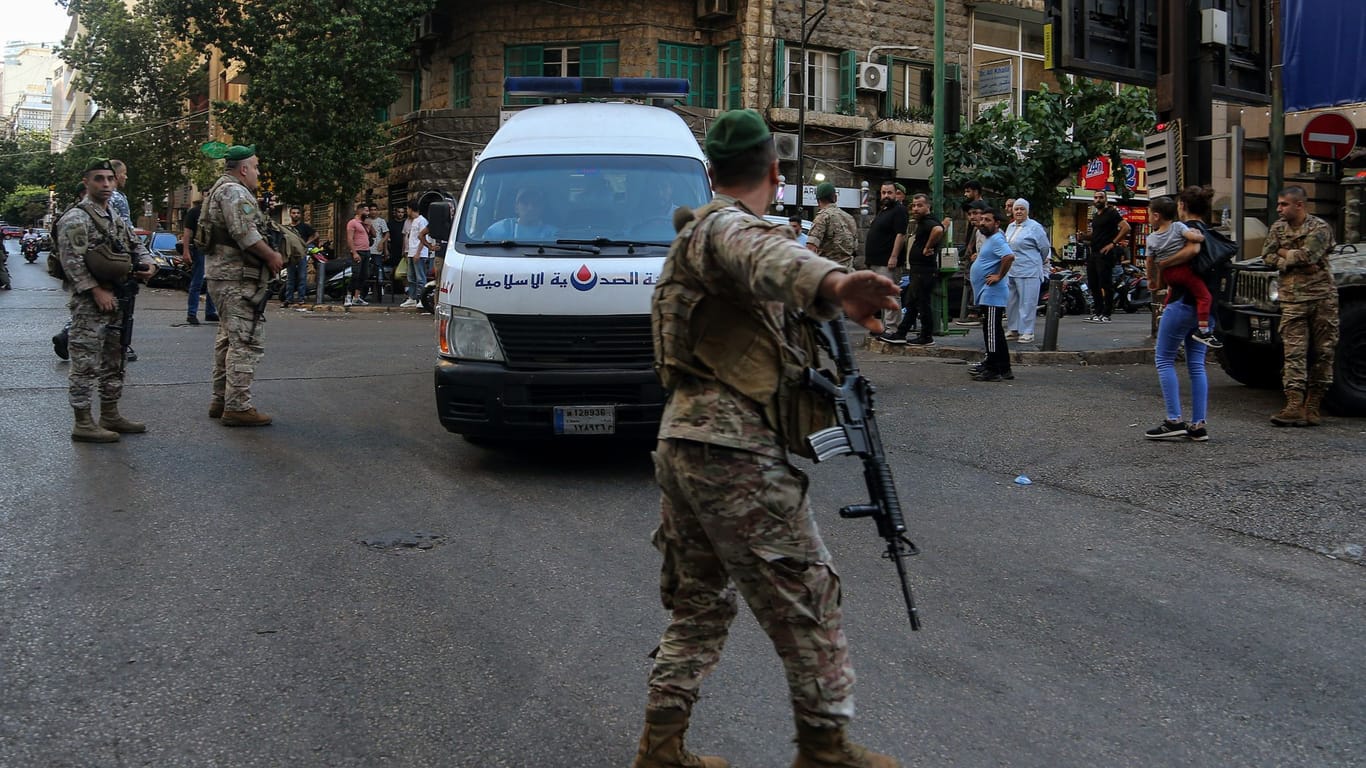 Middle East conflict - Hundreds injured after explosion in Lebanon